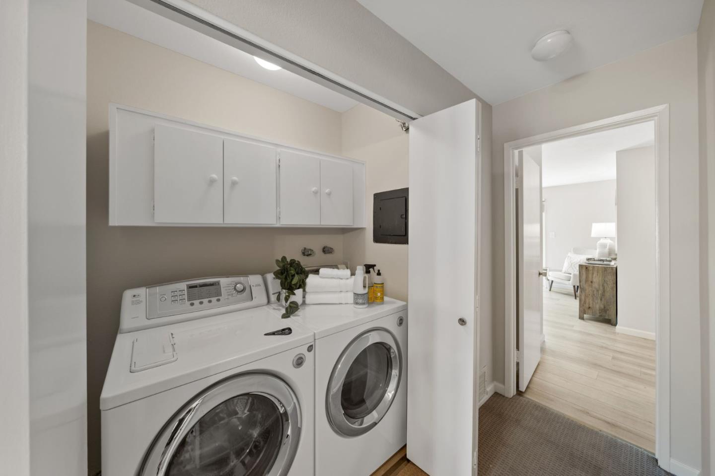 Detail Gallery Image 22 of 43 For 848 Magellan Ln, Foster City,  CA 94404 - 4 Beds | 2/1 Baths