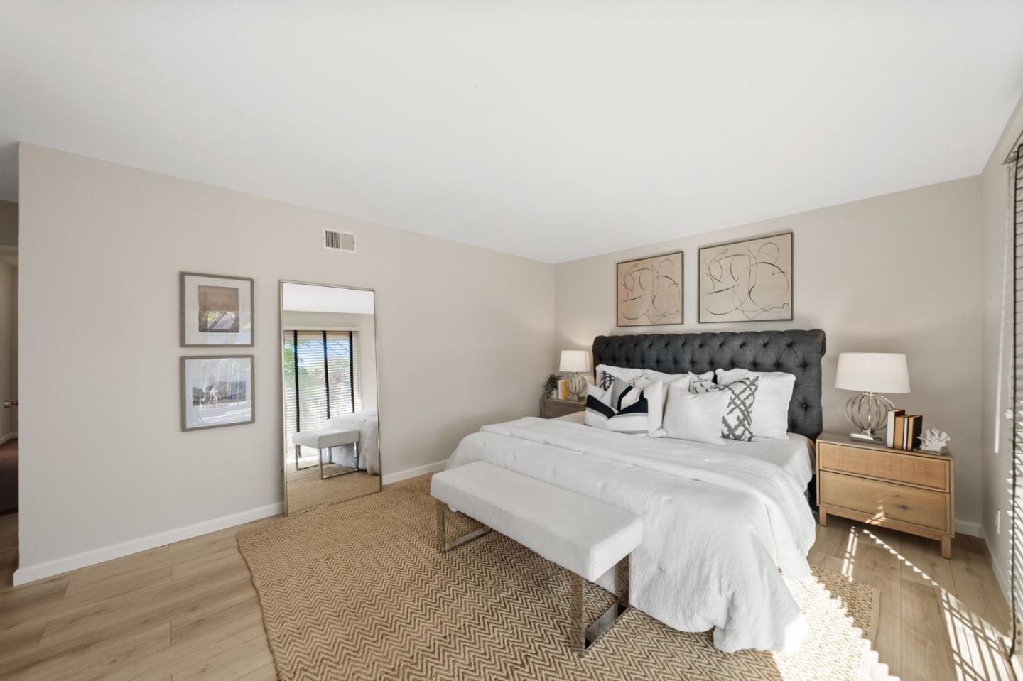 Detail Gallery Image 25 of 43 For 848 Magellan Ln, Foster City,  CA 94404 - 4 Beds | 2/1 Baths