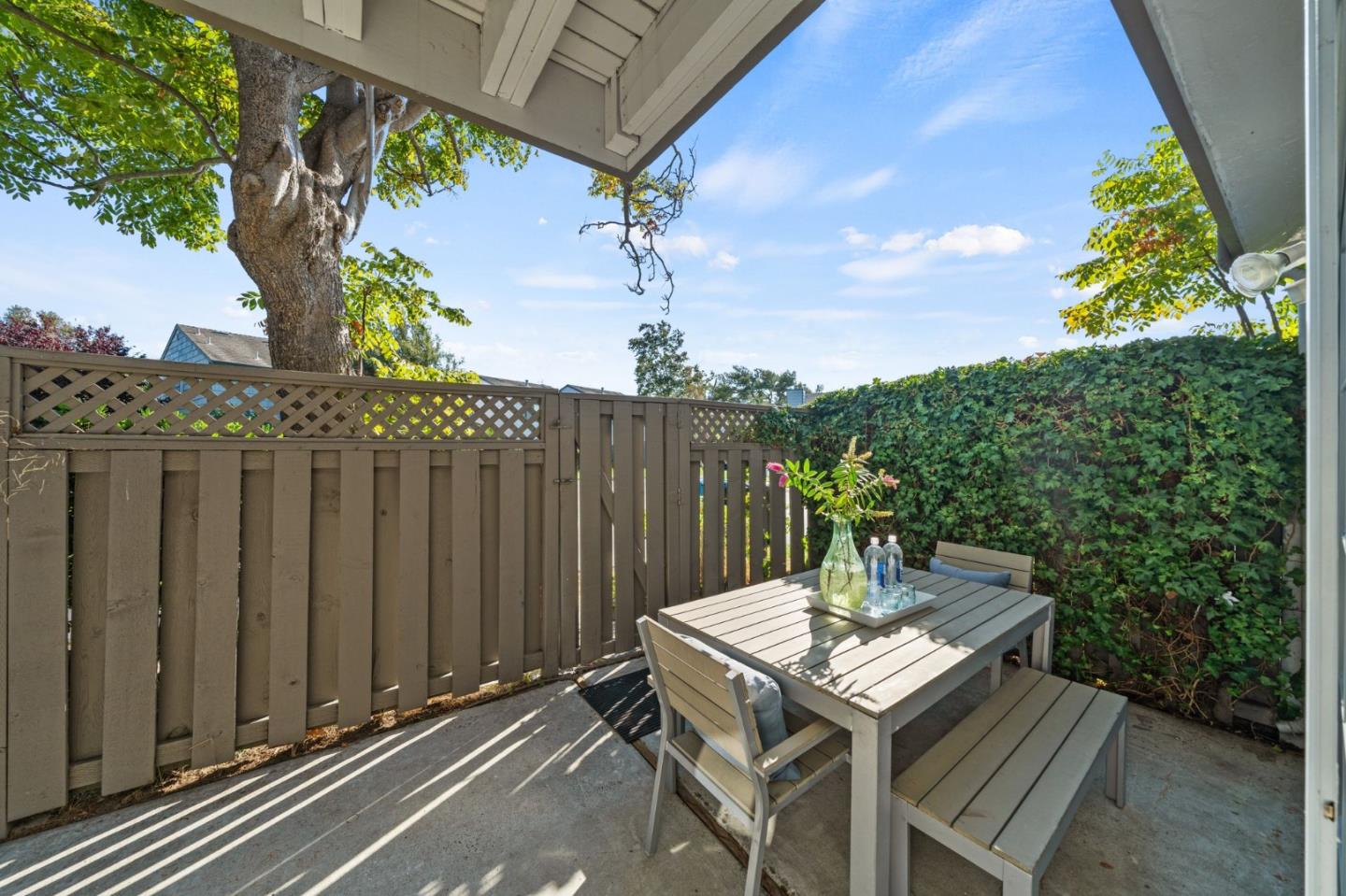 Detail Gallery Image 32 of 43 For 848 Magellan Ln, Foster City,  CA 94404 - 4 Beds | 2/1 Baths