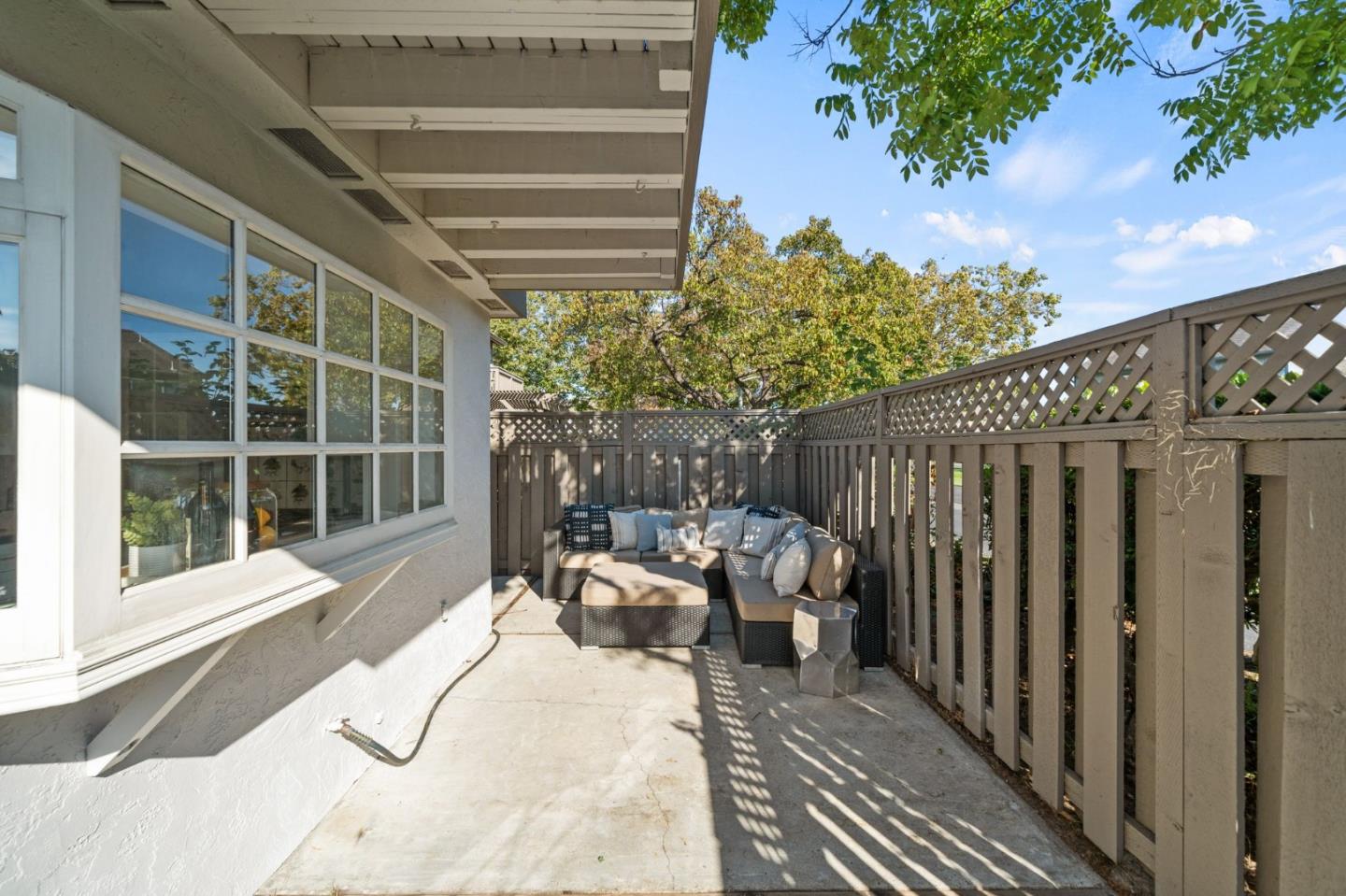 Detail Gallery Image 33 of 43 For 848 Magellan Ln, Foster City,  CA 94404 - 4 Beds | 2/1 Baths