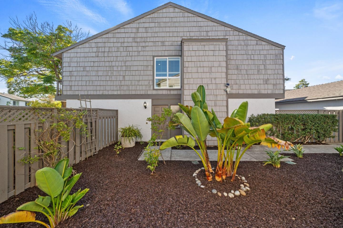 Detail Gallery Image 37 of 43 For 848 Magellan Ln, Foster City,  CA 94404 - 4 Beds | 2/1 Baths