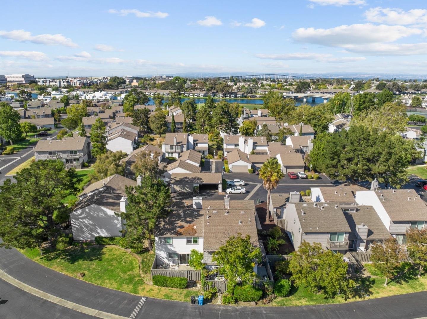 Detail Gallery Image 41 of 43 For 848 Magellan Ln, Foster City,  CA 94404 - 4 Beds | 2/1 Baths