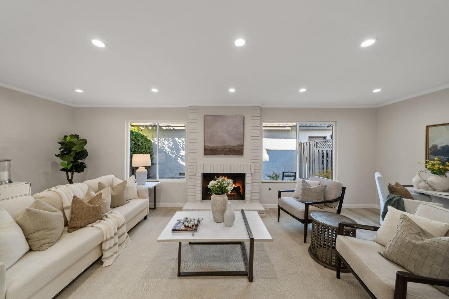 Detail Gallery Image 6 of 43 For 848 Magellan Ln, Foster City,  CA 94404 - 4 Beds | 2/1 Baths