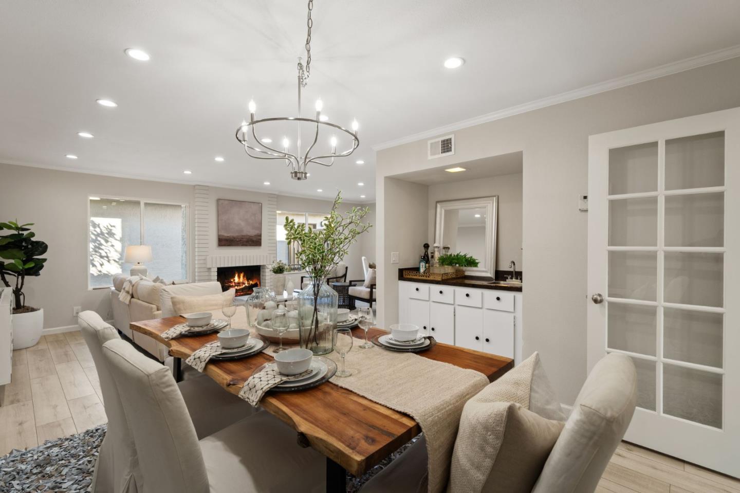 Detail Gallery Image 7 of 43 For 848 Magellan Ln, Foster City,  CA 94404 - 4 Beds | 2/1 Baths