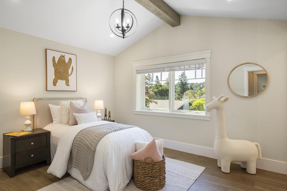 Detail Gallery Image 17 of 33 For 967 Stony Hill Rd, Redwood City,  CA 94061 - 4 Beds | 3/1 Baths