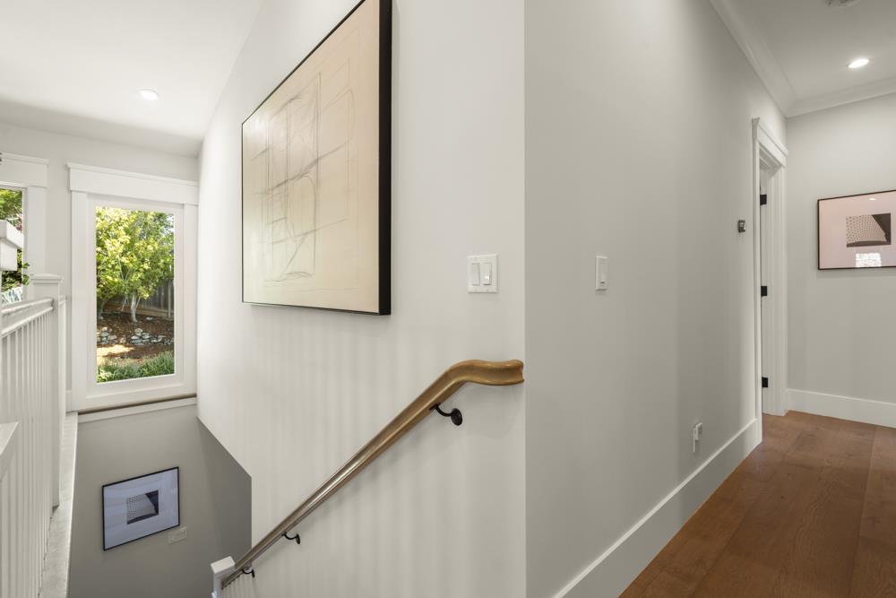 Detail Gallery Image 21 of 33 For 967 Stony Hill Rd, Redwood City,  CA 94061 - 4 Beds | 3/1 Baths