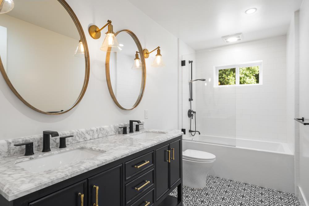 Detail Gallery Image 24 of 33 For 967 Stony Hill Rd, Redwood City,  CA 94061 - 4 Beds | 3/1 Baths