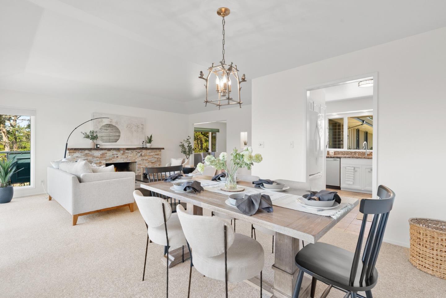 Detail Gallery Image 11 of 44 For 115 Del Mesa Carmel, Carmel Valley,  CA 93923 - 2 Beds | 2 Baths