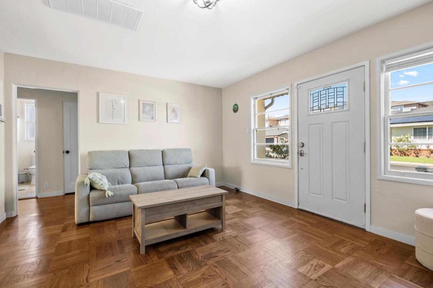 Detail Gallery Image 10 of 63 For 719 Circle Ct, South San Francisco,  CA 94080 - 3 Beds | 2 Baths