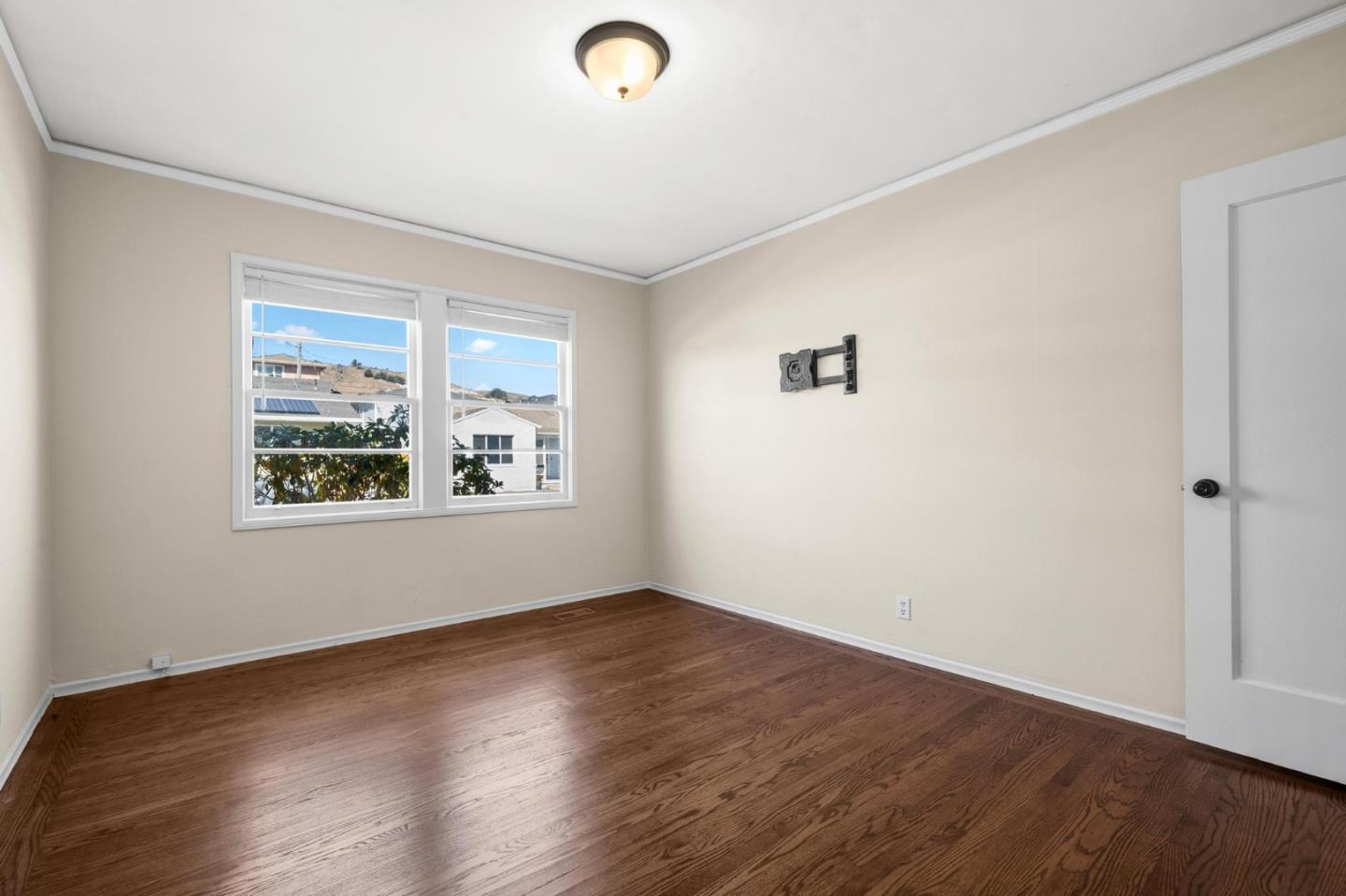 Detail Gallery Image 32 of 63 For 719 Circle Ct, South San Francisco,  CA 94080 - 3 Beds | 2 Baths