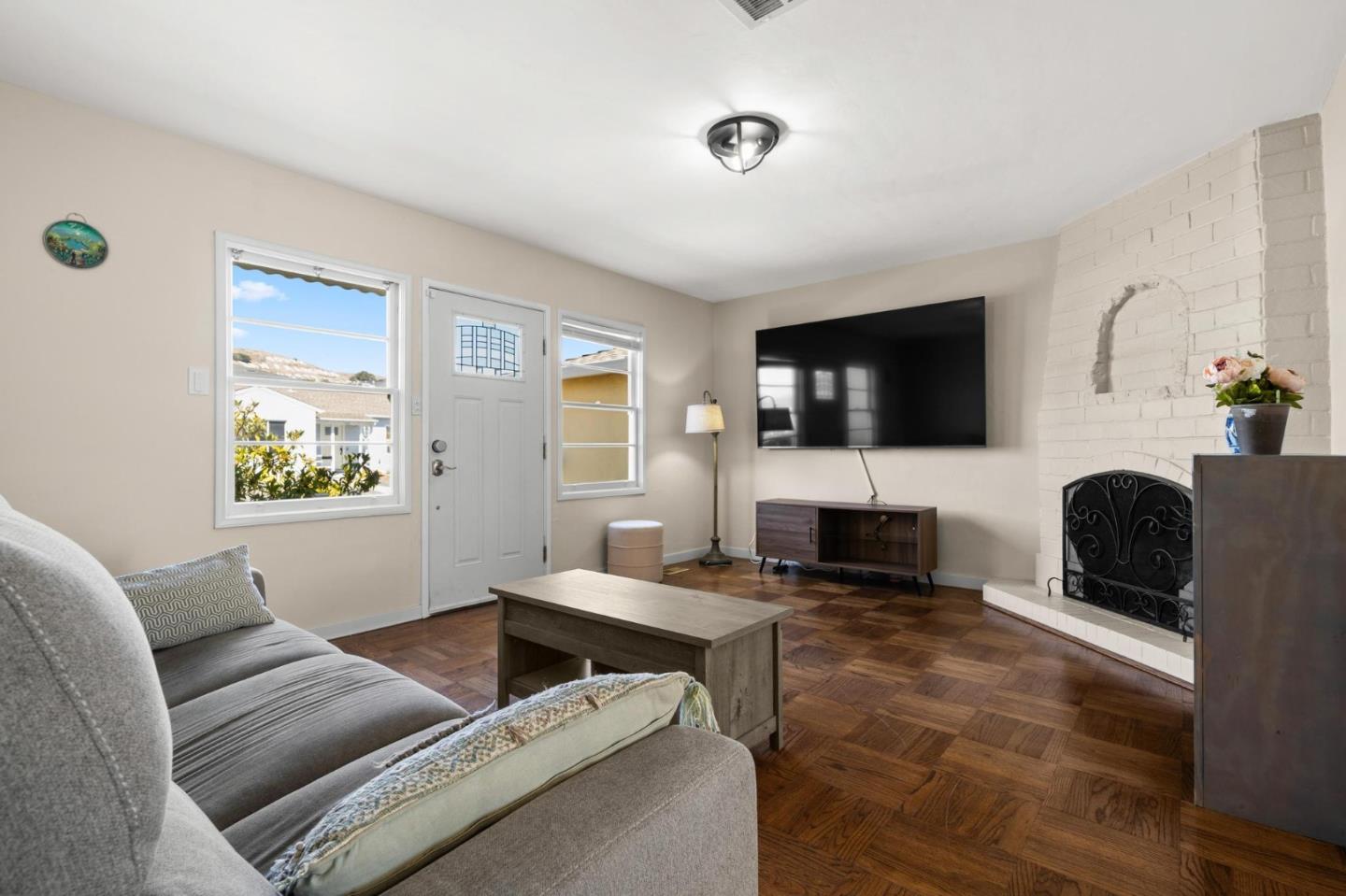 Detail Gallery Image 8 of 63 For 719 Circle Ct, South San Francisco,  CA 94080 - 3 Beds | 2 Baths