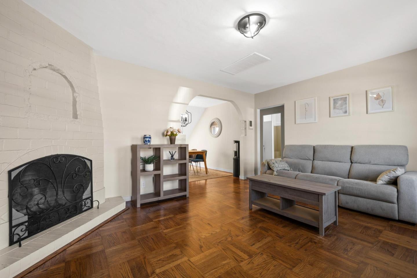 Detail Gallery Image 9 of 63 For 719 Circle Ct, South San Francisco,  CA 94080 - 3 Beds | 2 Baths