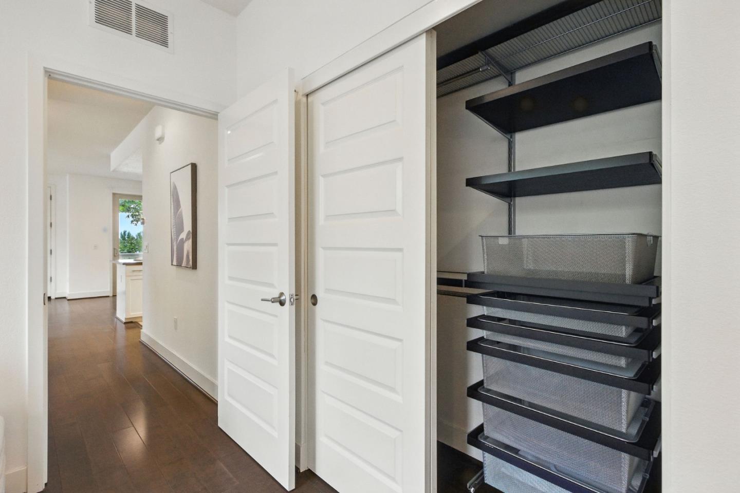 Detail Gallery Image 21 of 53 For 406 E 28th Ave, San Mateo,  CA 94403 - 3 Beds | 3/1 Baths