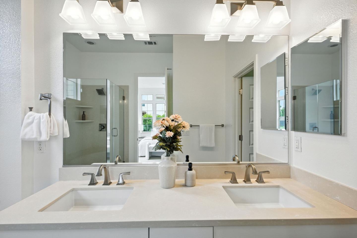 Detail Gallery Image 40 of 53 For 406 E 28th Ave, San Mateo,  CA 94403 - 3 Beds | 3/1 Baths