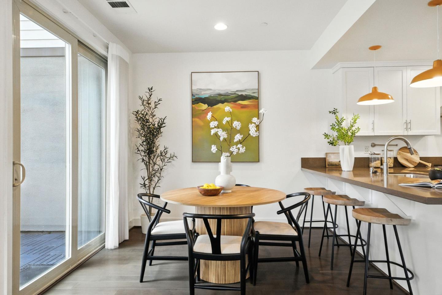 Detail Gallery Image 8 of 53 For 406 E 28th Ave, San Mateo,  CA 94403 - 3 Beds | 3/1 Baths