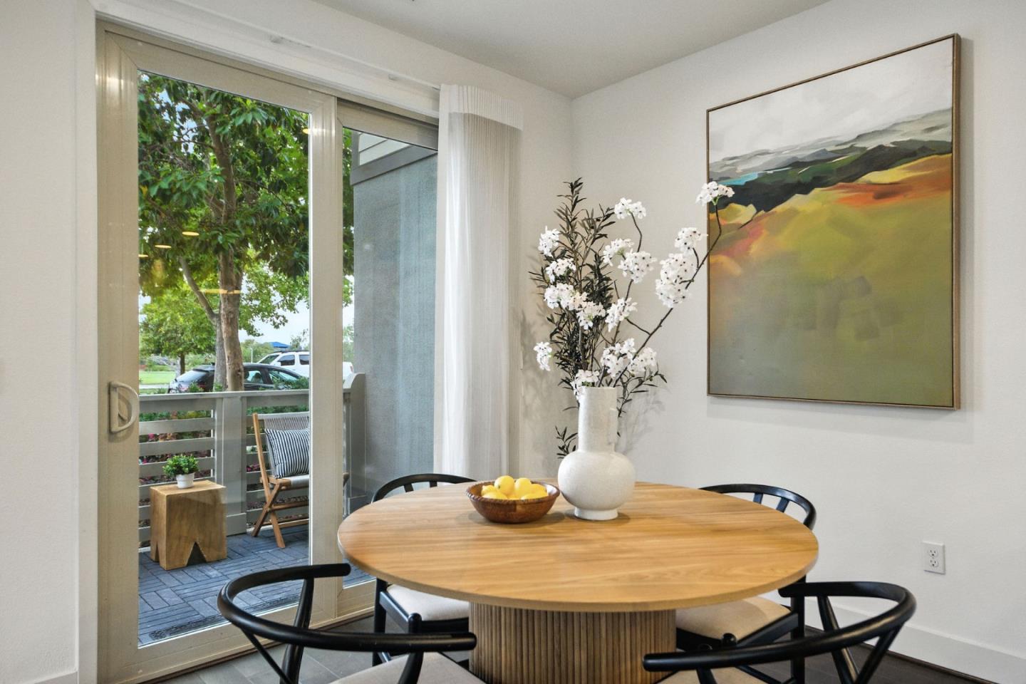 Detail Gallery Image 9 of 53 For 406 E 28th Ave, San Mateo,  CA 94403 - 3 Beds | 3/1 Baths