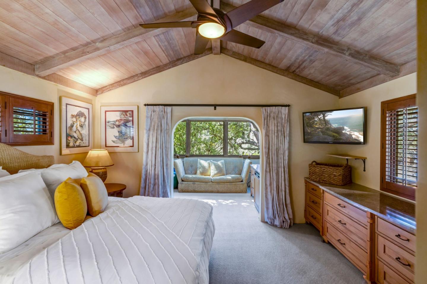 Detail Gallery Image 8 of 17 For 0 Sw Santa Rita 4 Sw of Ocean St, Carmel,  CA 93923 - 3 Beds | 2/1 Baths