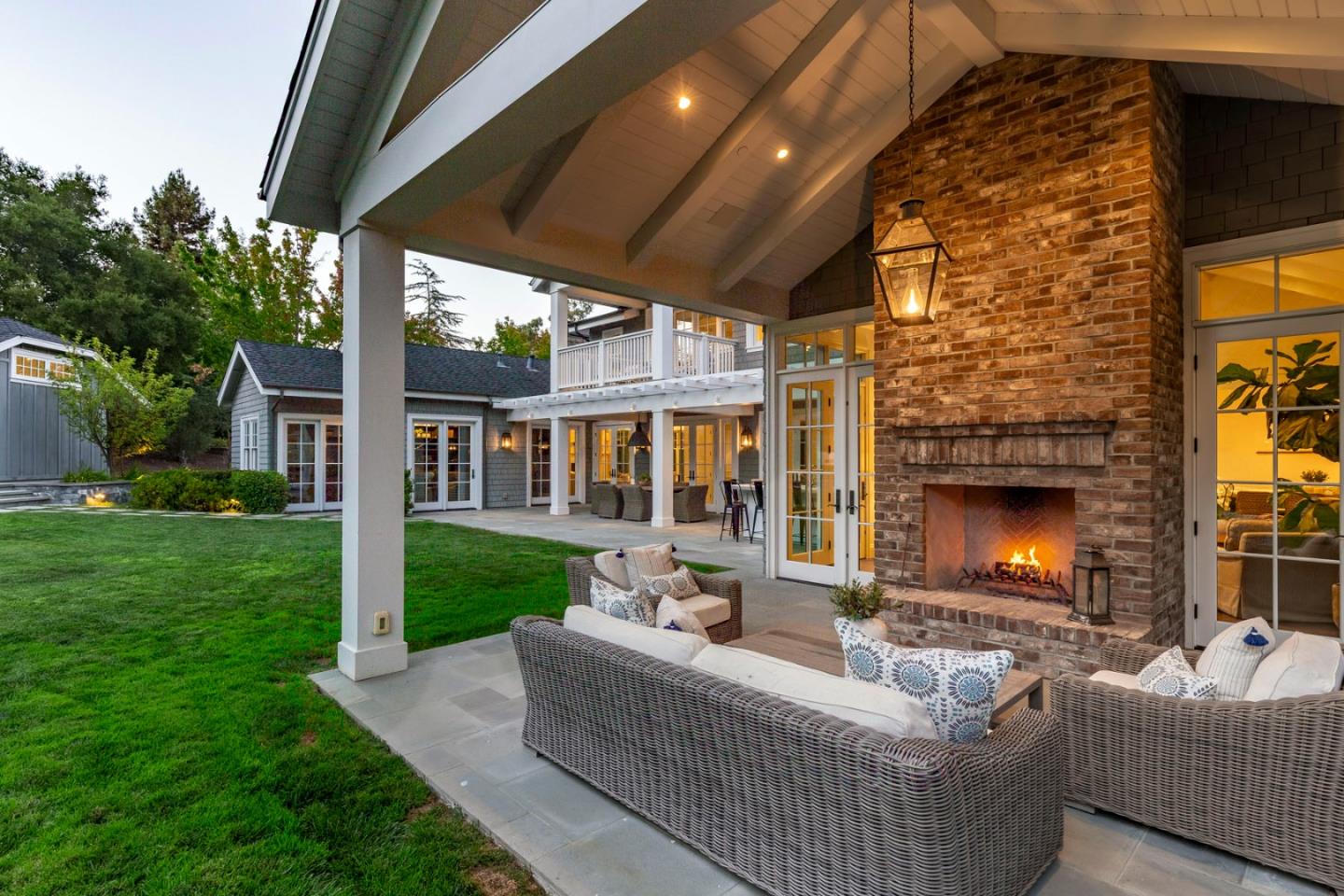 26900 Beatrice Lane, Los Altos Hills, CA, 94022