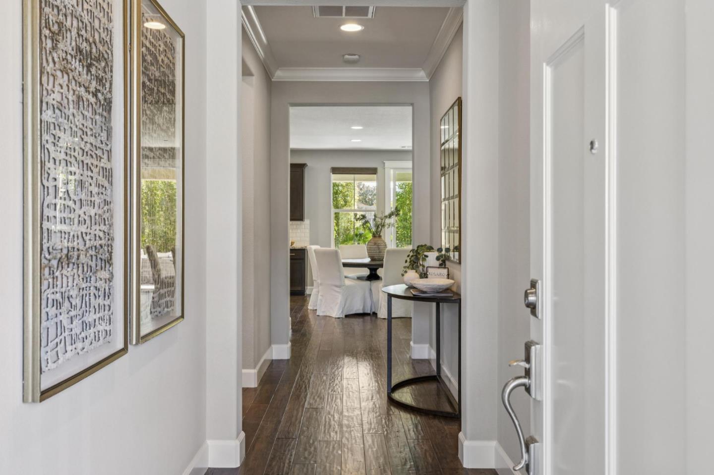 Detail Gallery Image 11 of 80 For 1110 Glenview Dr, San Bruno,  CA 94066 - 4 Beds | 3 Baths