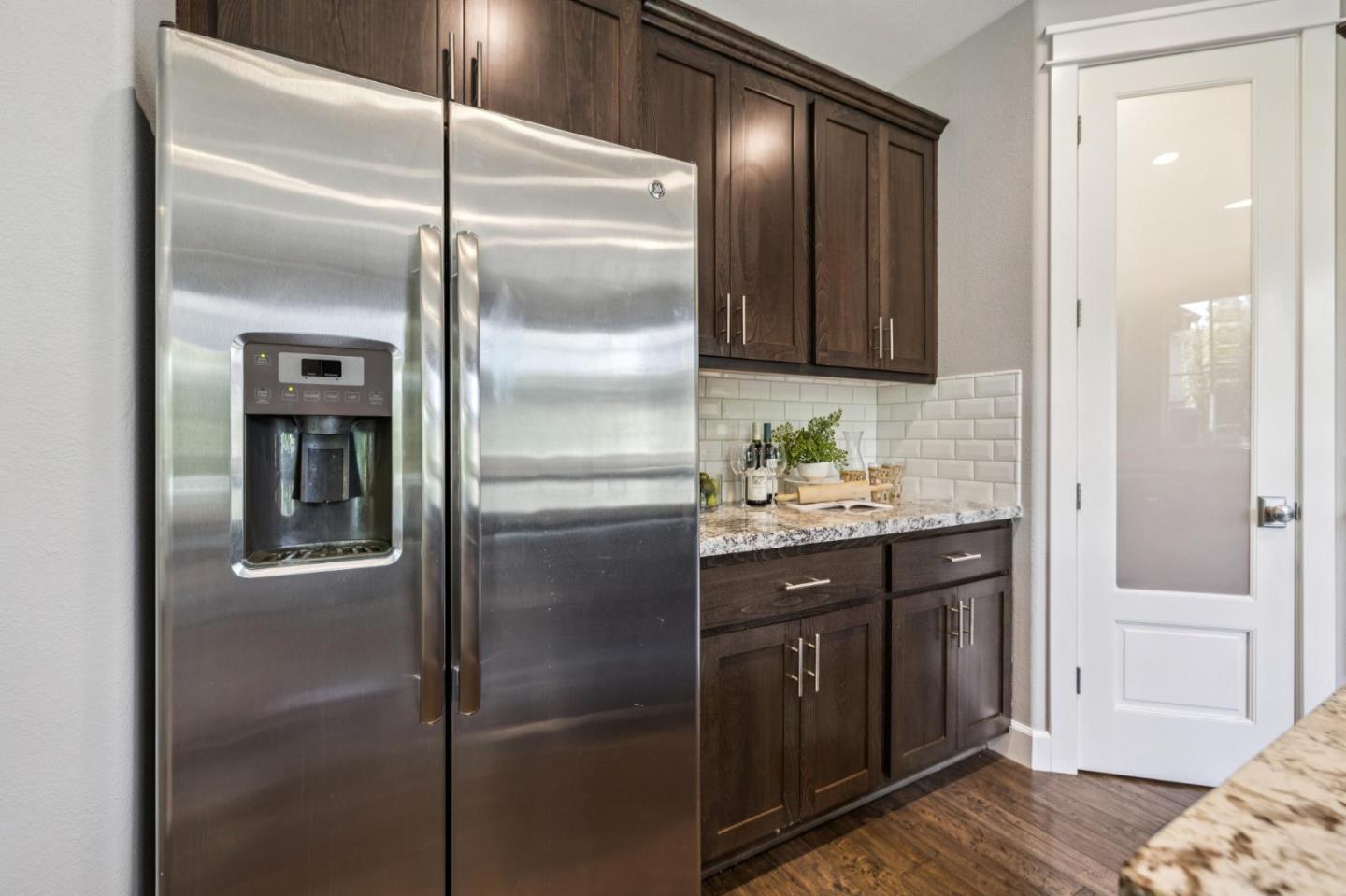 Detail Gallery Image 27 of 80 For 1110 Glenview Dr, San Bruno,  CA 94066 - 4 Beds | 3 Baths