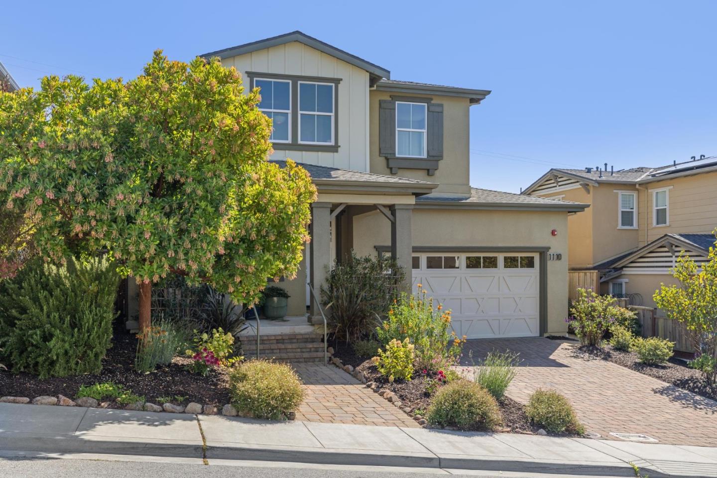 Detail Gallery Image 3 of 80 For 1110 Glenview Dr, San Bruno,  CA 94066 - 4 Beds | 3 Baths