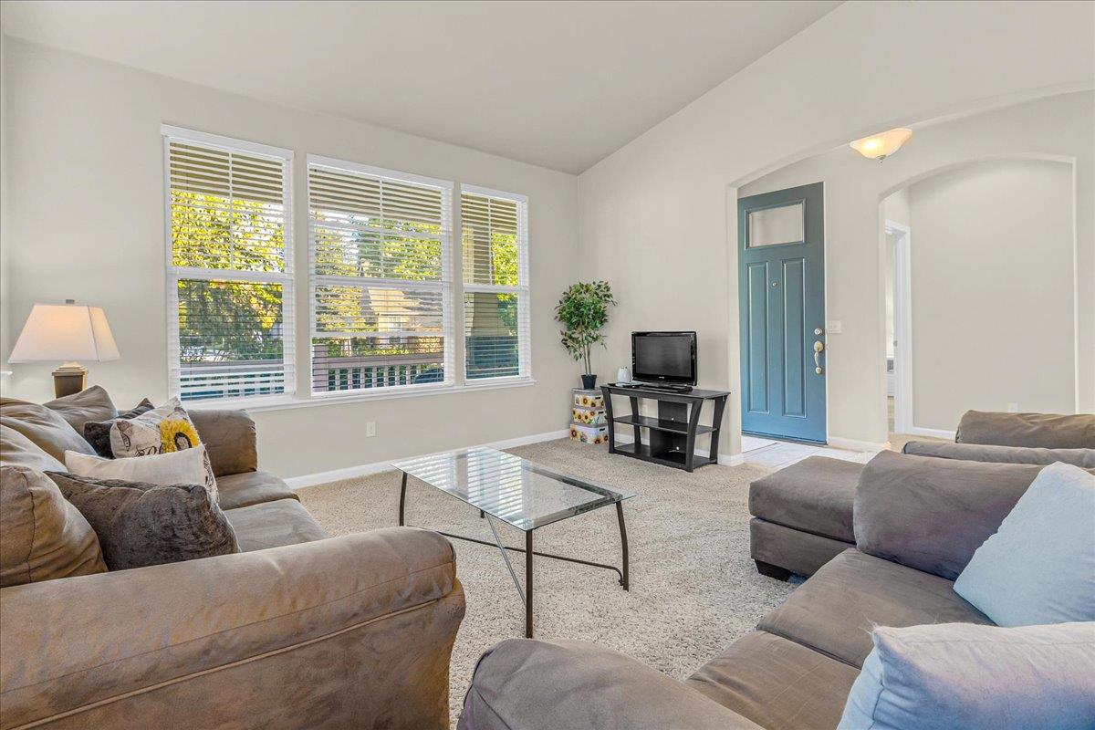 Detail Gallery Image 7 of 36 For 616 Andrus St, King City,  CA 93930 - 4 Beds | 2 Baths