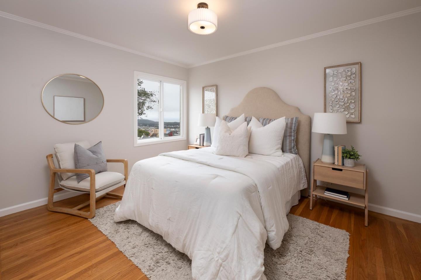 Detail Gallery Image 10 of 14 For 1827 Quintara St, San Francisco,  CA 94116 - 2 Beds | 1 Baths