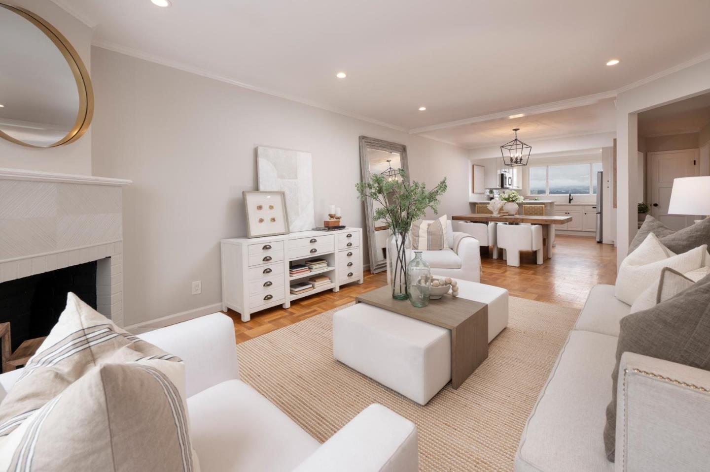 Detail Gallery Image 6 of 14 For 1827 Quintara St, San Francisco,  CA 94116 - 2 Beds | 1 Baths