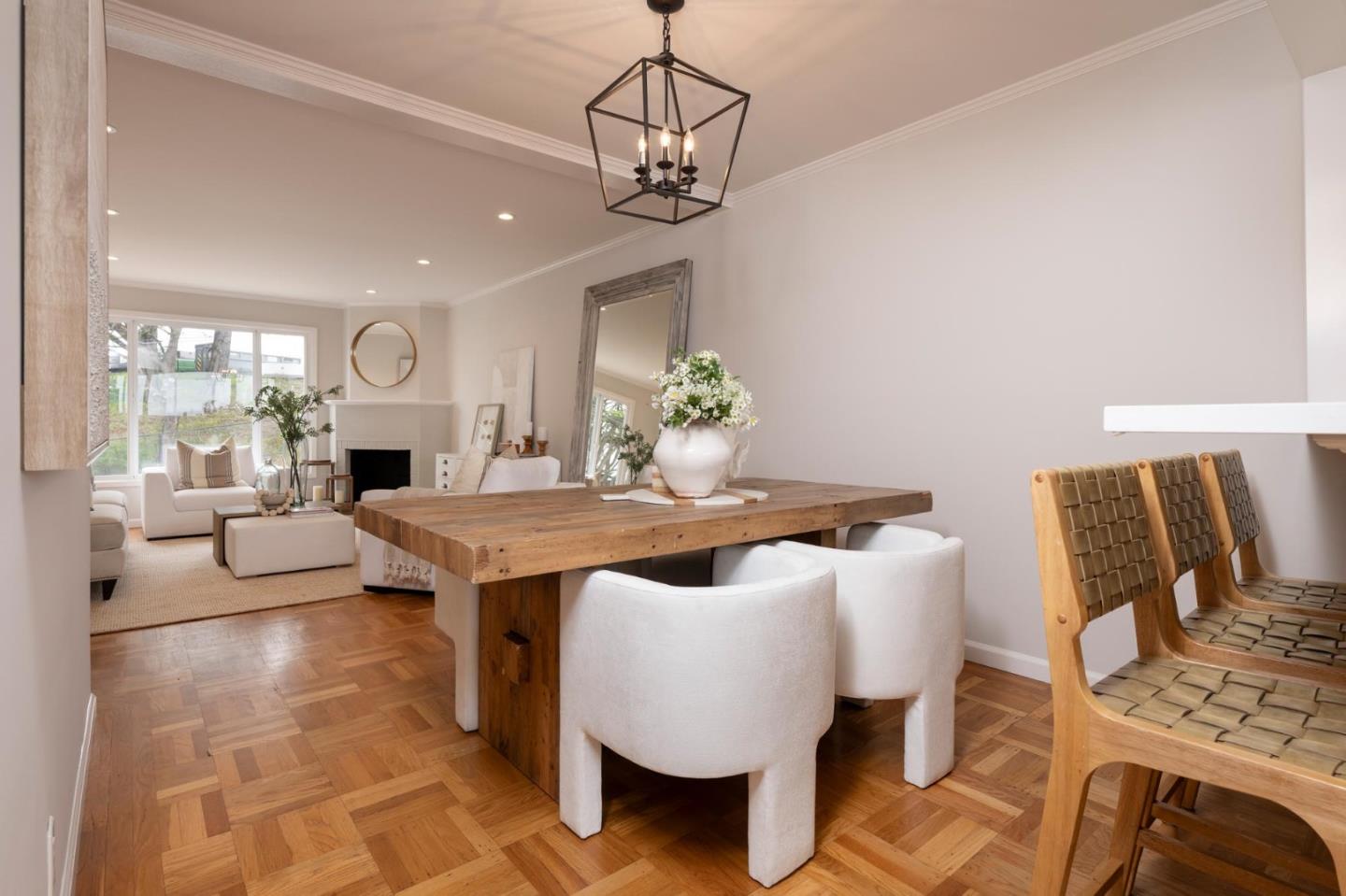 Detail Gallery Image 7 of 14 For 1827 Quintara St, San Francisco,  CA 94116 - 2 Beds | 1 Baths