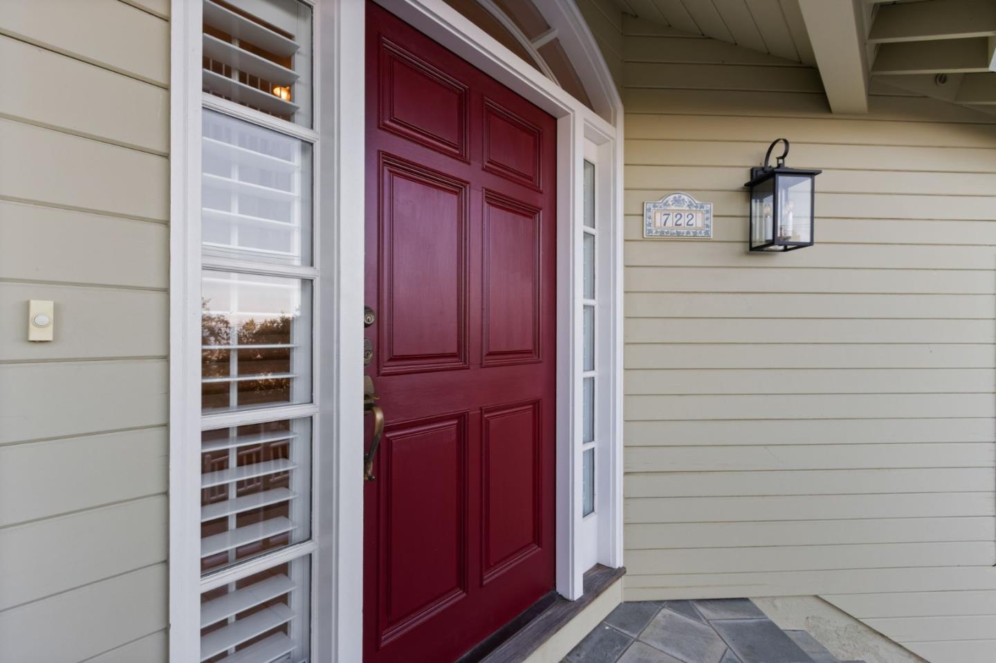 Detail Gallery Image 4 of 96 For 722 Bayview Way, Redwood City,  CA 94062 - 3 Beds | 2/1 Baths
