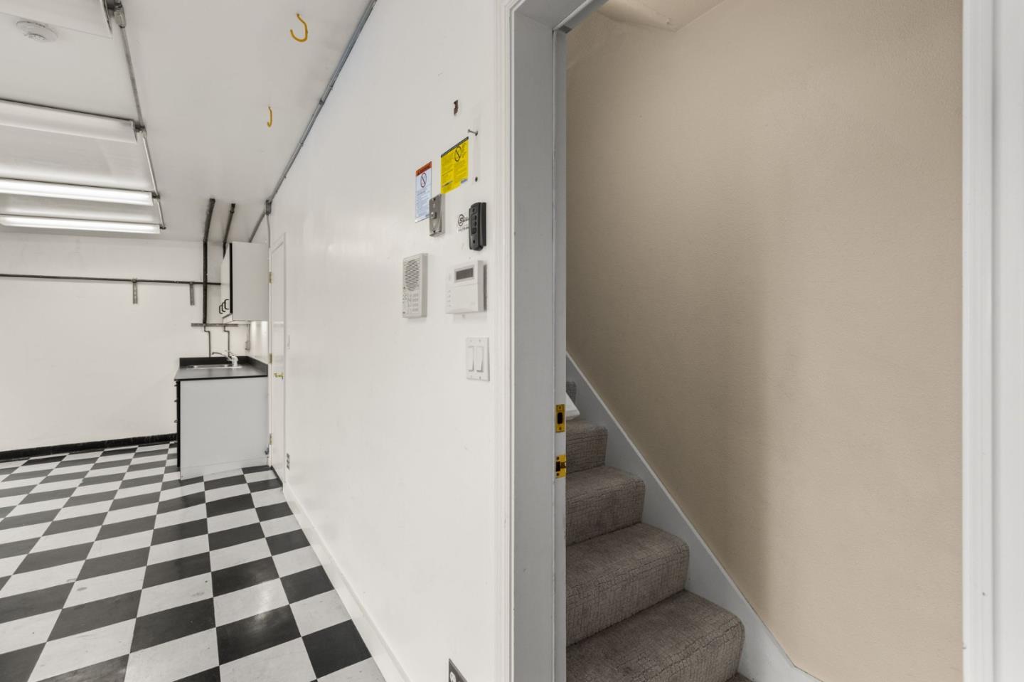 Detail Gallery Image 82 of 96 For 722 Bayview Way, Redwood City,  CA 94062 - 3 Beds | 2/1 Baths