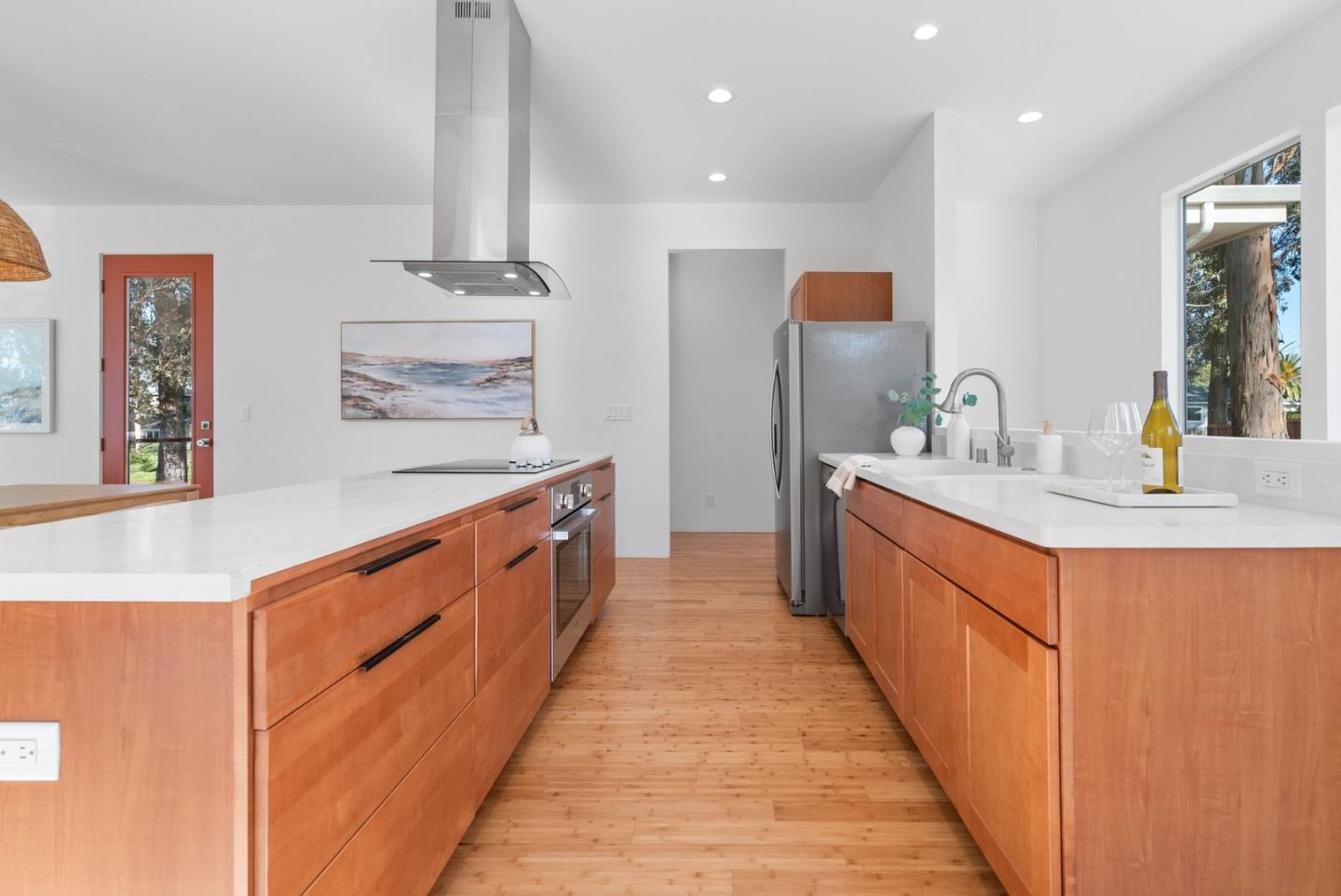 Detail Gallery Image 19 of 43 For 30 Ryans Way, Santa Cruz,  CA 95062 - 3 Beds | 3/1 Baths