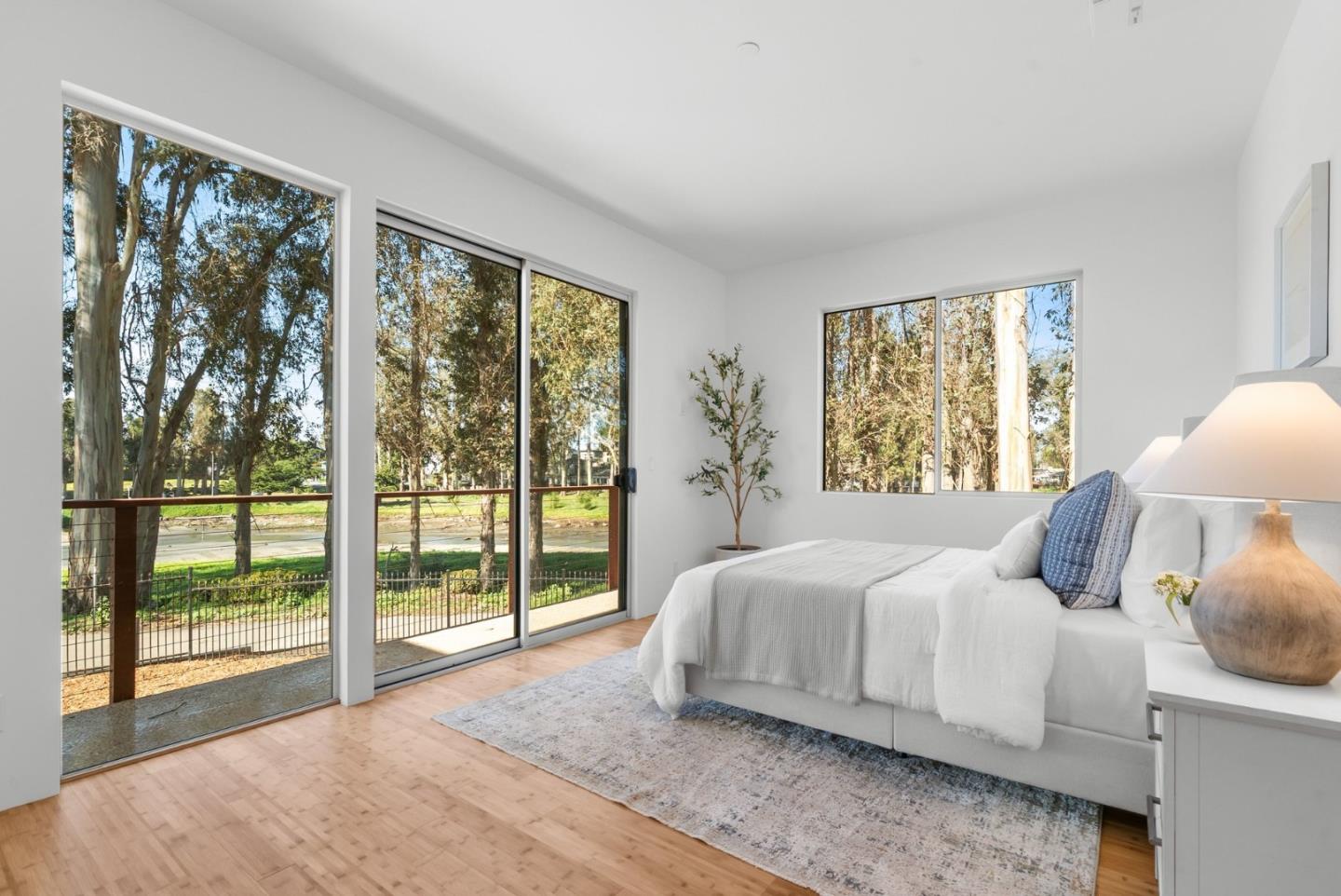 Detail Gallery Image 22 of 43 For 30 Ryans Way, Santa Cruz,  CA 95062 - 3 Beds | 3/1 Baths