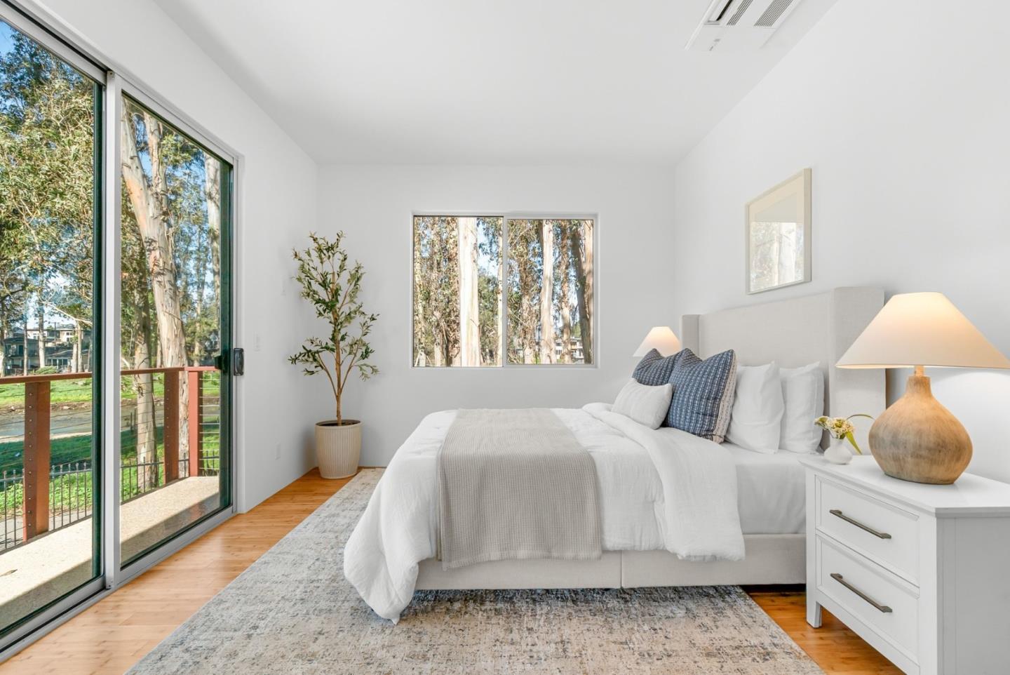 Detail Gallery Image 23 of 43 For 30 Ryans Way, Santa Cruz,  CA 95062 - 3 Beds | 3/1 Baths