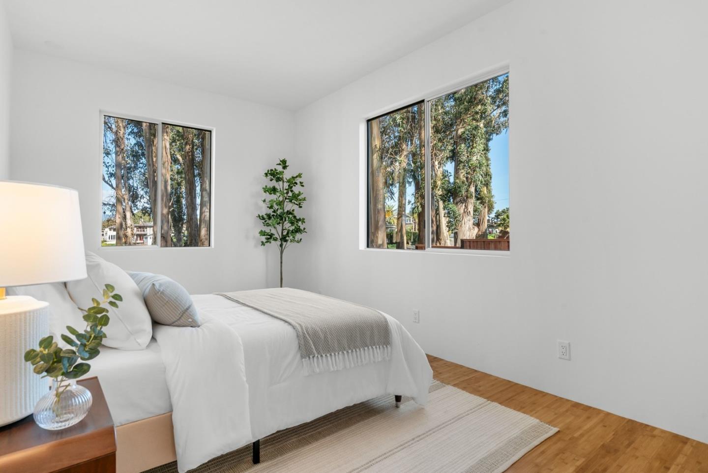 Detail Gallery Image 29 of 43 For 30 Ryans Way, Santa Cruz,  CA 95062 - 3 Beds | 3/1 Baths