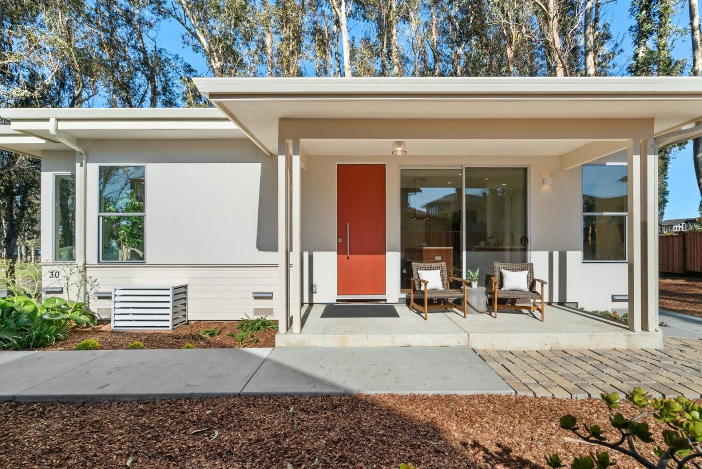 Detail Gallery Image 7 of 43 For 30 Ryans Way, Santa Cruz,  CA 95062 - 3 Beds | 3/1 Baths