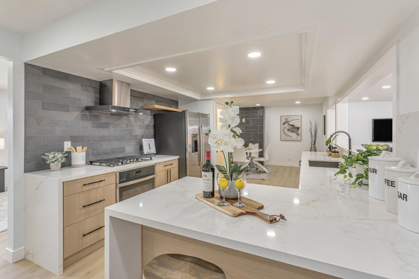 Detail Gallery Image 12 of 43 For 1228 Starlite Dr, Milpitas,  CA 95035 - 4 Beds | 2/1 Baths