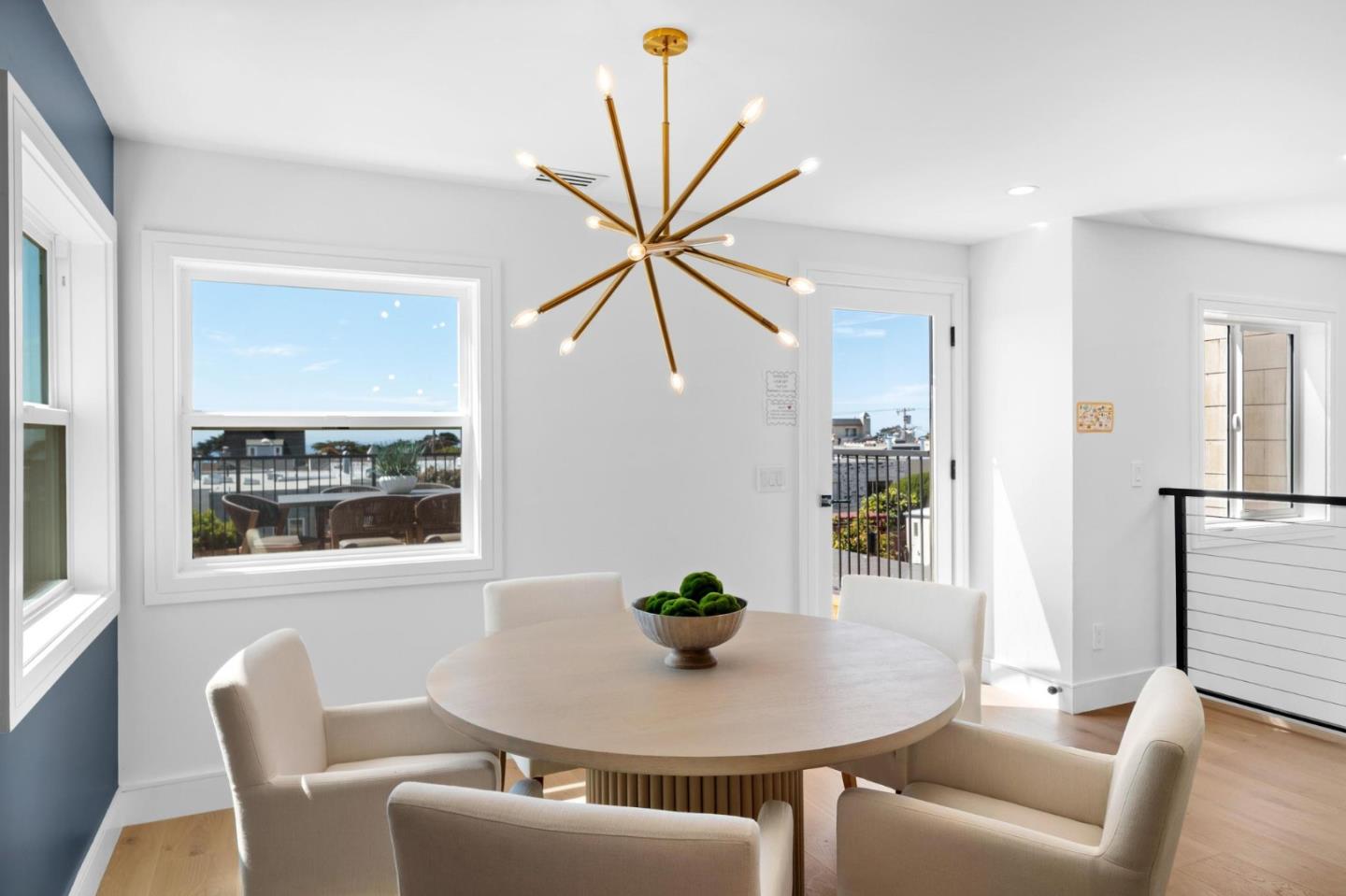 Detail Gallery Image 14 of 56 For 2277 33rd Ave, San Francisco,  CA 94116 - 4 Beds | 4 Baths