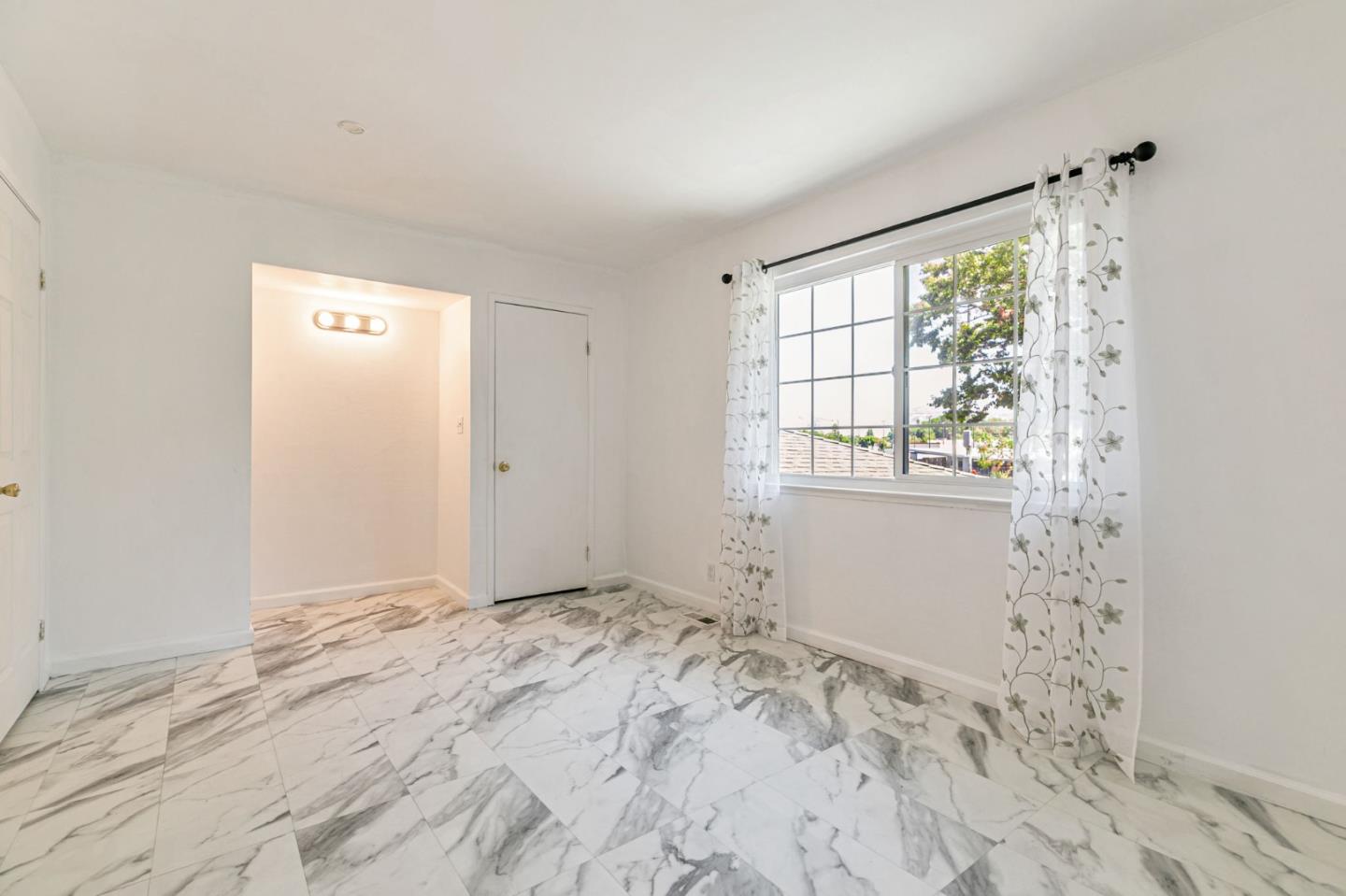 Detail Gallery Image 22 of 33 For 5503 Eagles Ln #2,  San Jose,  CA 95123 - 2 Beds | 1 Baths