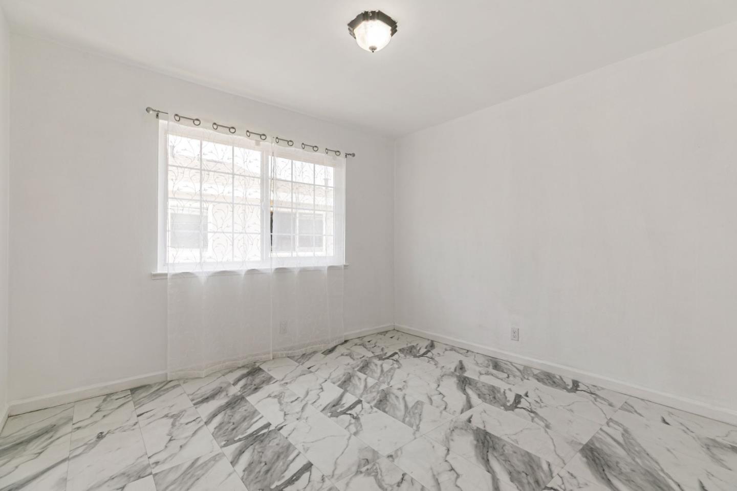 Detail Gallery Image 24 of 33 For 5503 Eagles Ln #2,  San Jose,  CA 95123 - 2 Beds | 1 Baths