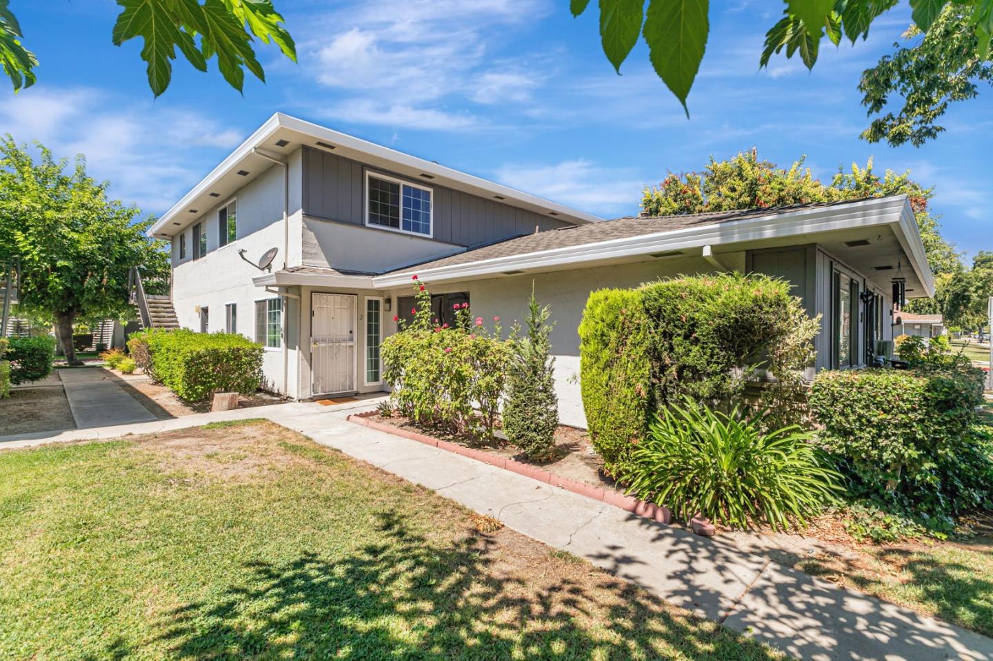 Detail Gallery Image 4 of 33 For 5503 Eagles Ln #2,  San Jose,  CA 95123 - 2 Beds | 1 Baths