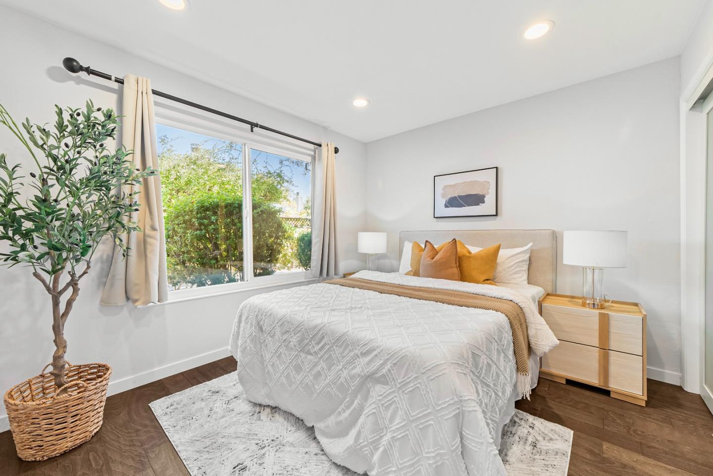 Detail Gallery Image 15 of 38 For 851 Peary Ln, Foster City,  CA 94404 - 3 Beds | 1/1 Baths