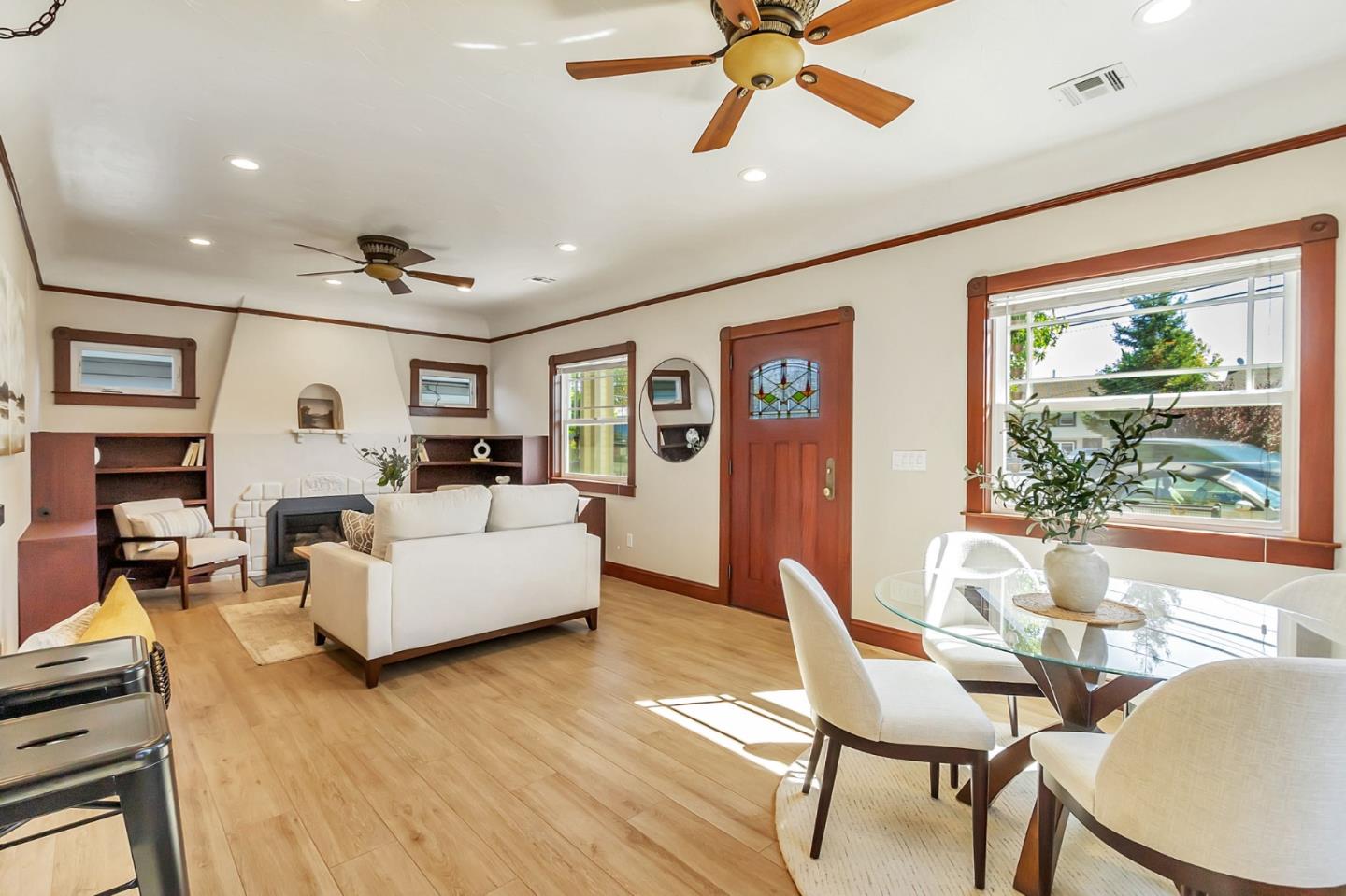 Detail Gallery Image 10 of 49 For 439 Leland Ave, San Jose,  CA 95128 - 2 Beds | 2 Baths