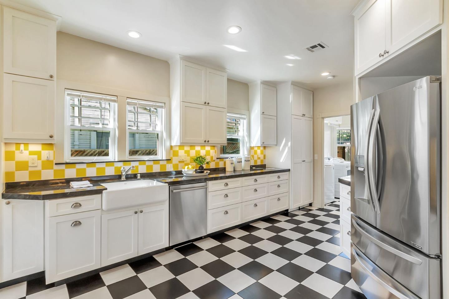 Detail Gallery Image 20 of 49 For 439 Leland Ave, San Jose,  CA 95128 - 2 Beds | 2 Baths