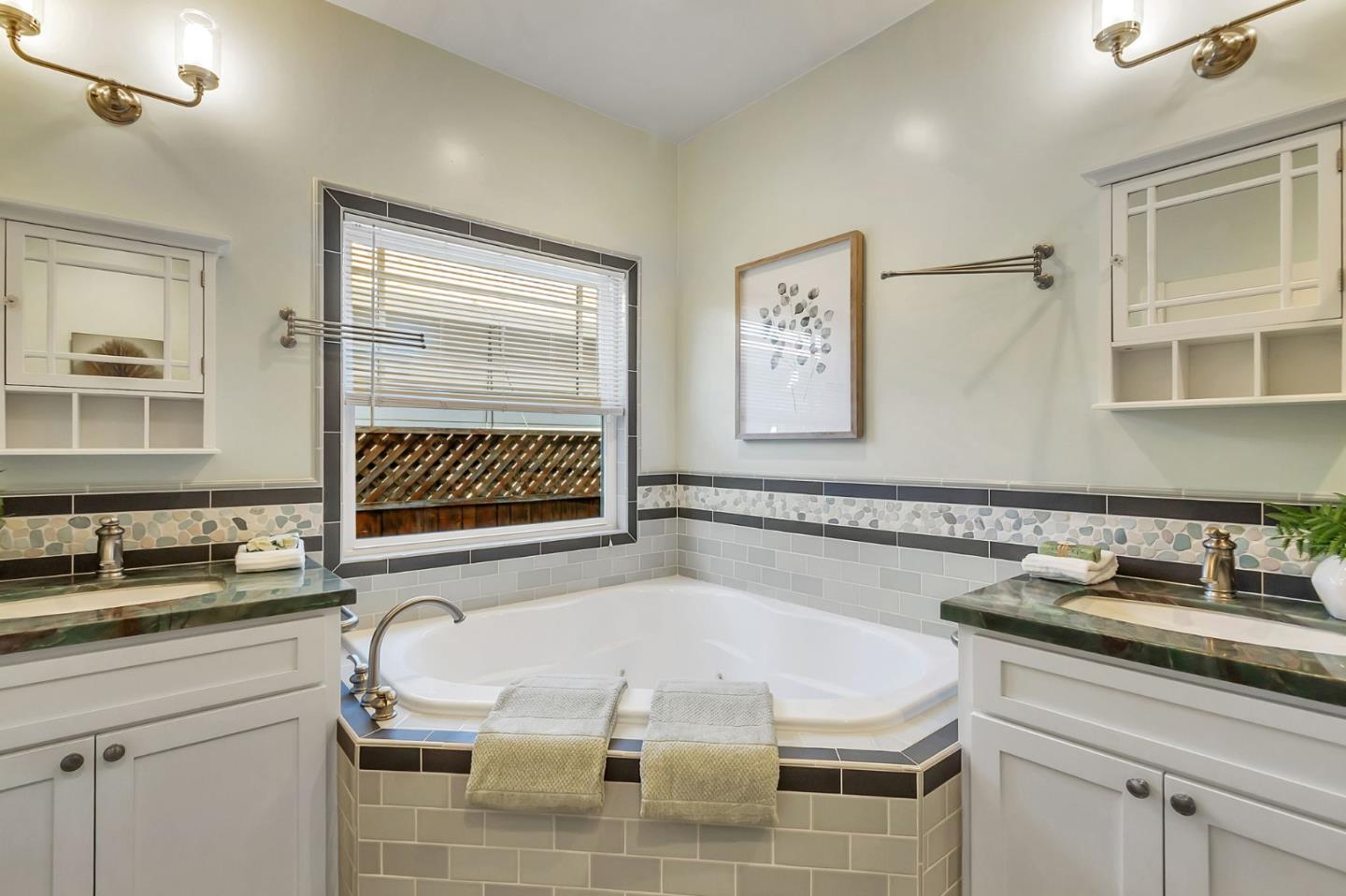 Detail Gallery Image 28 of 49 For 439 Leland Ave, San Jose,  CA 95128 - 2 Beds | 2 Baths
