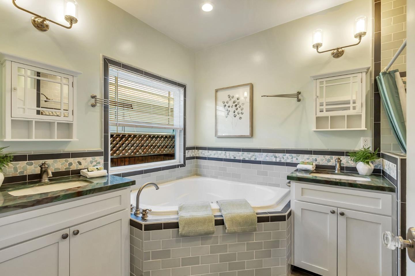 Detail Gallery Image 29 of 49 For 439 Leland Ave, San Jose,  CA 95128 - 2 Beds | 2 Baths