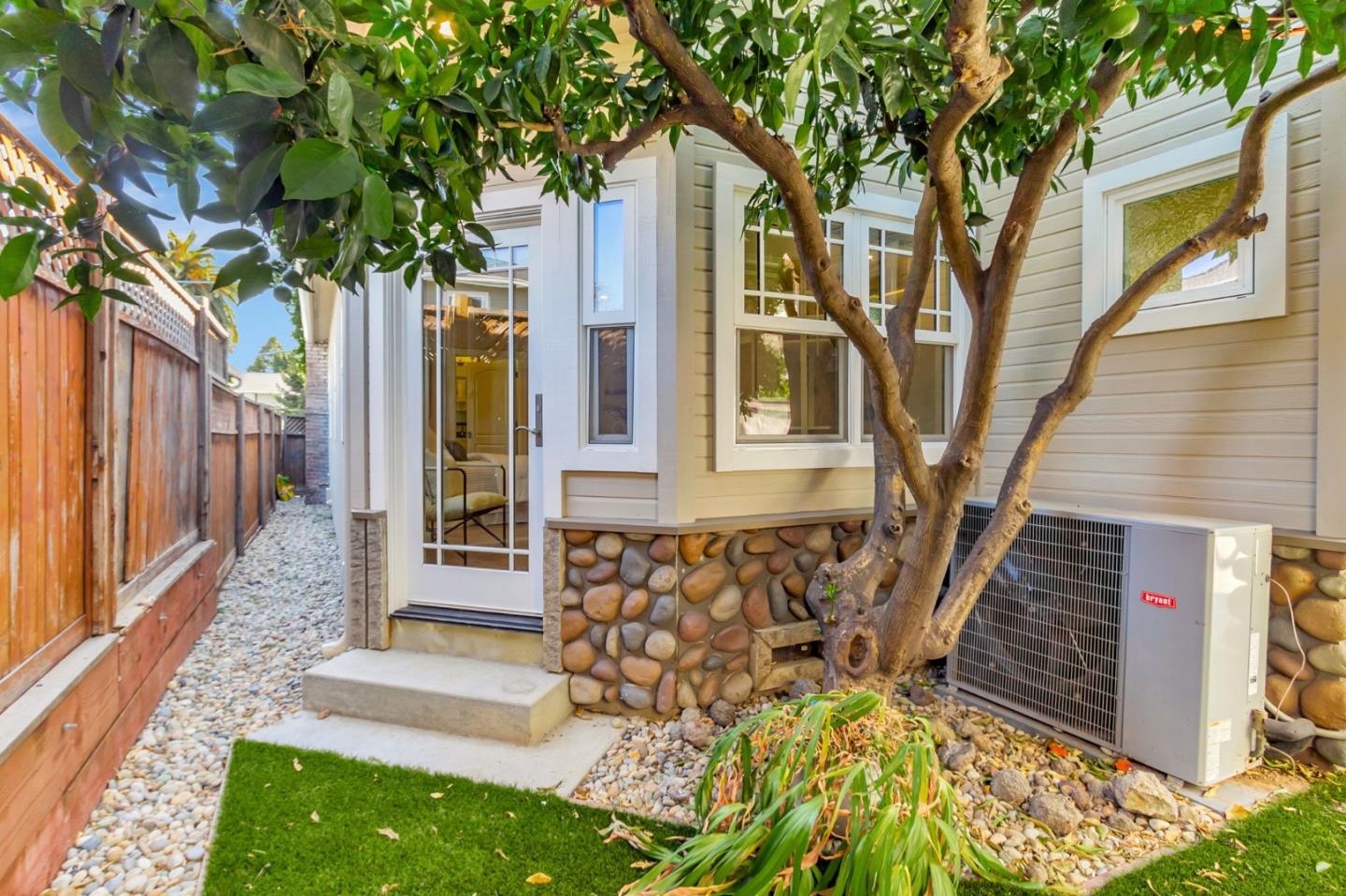 Detail Gallery Image 47 of 49 For 439 Leland Ave, San Jose,  CA 95128 - 2 Beds | 2 Baths