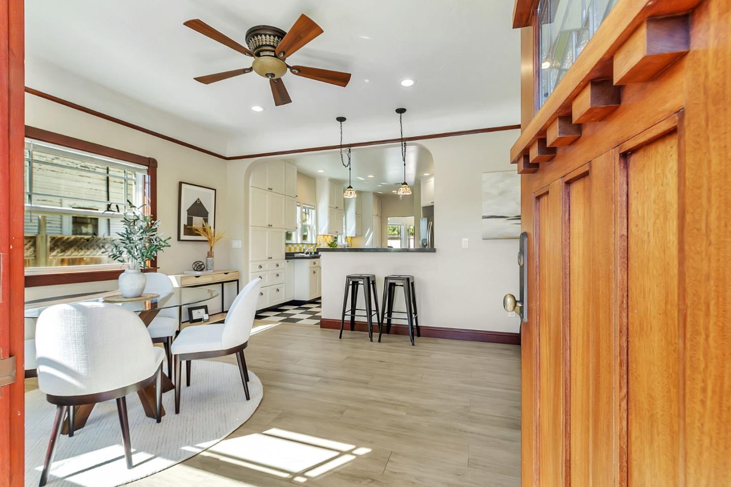 Detail Gallery Image 5 of 49 For 439 Leland Ave, San Jose,  CA 95128 - 2 Beds | 2 Baths