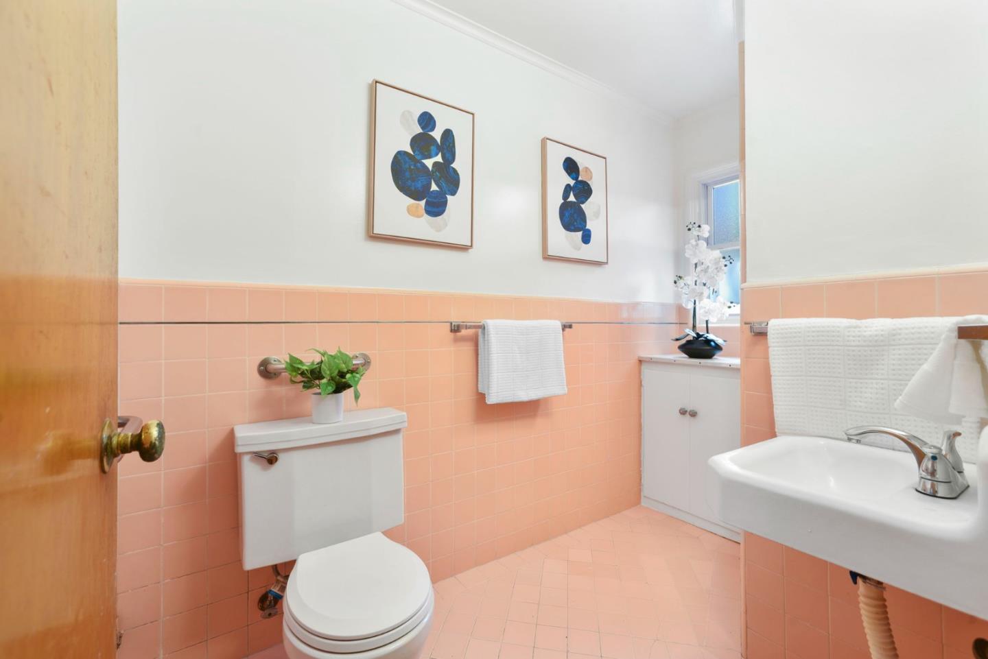 Detail Gallery Image 13 of 29 For 435 Voelker Dr, San Mateo,  CA 94403 - 4 Beds | 2 Baths