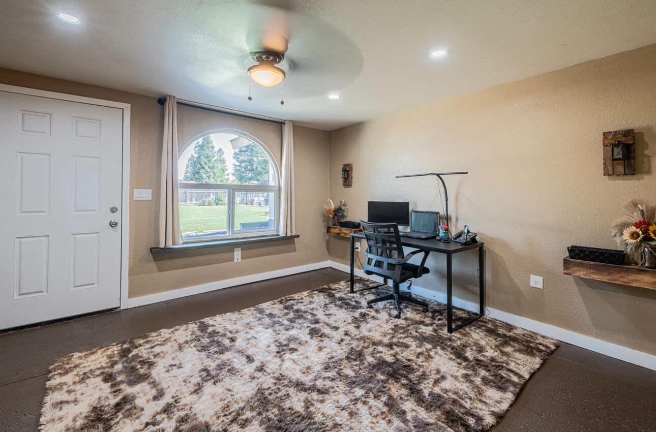 Detail Gallery Image 22 of 49 For 26891 Fonda Ave, Madera,  CA 93638 - 3 Beds | 2 Baths